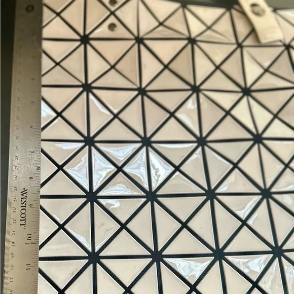 BAOBAO Geometric Patterned Tote Bag - Picture 4 of 6